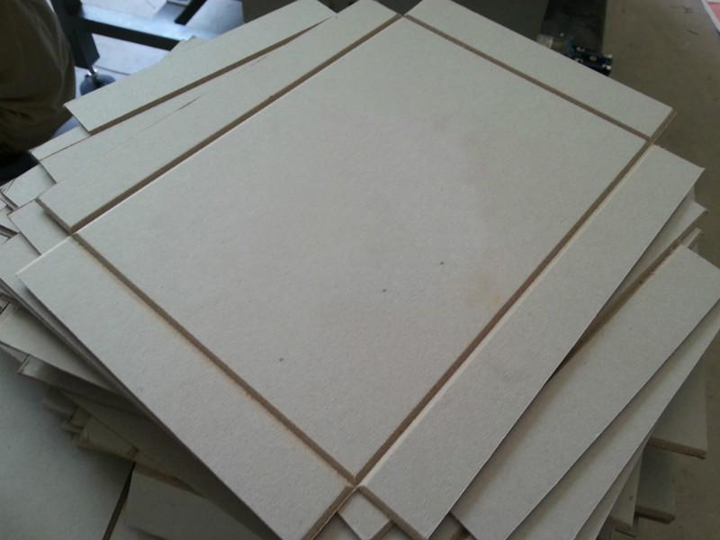 东莞灰板纸厂家纸板水分高的处理方法有哪些