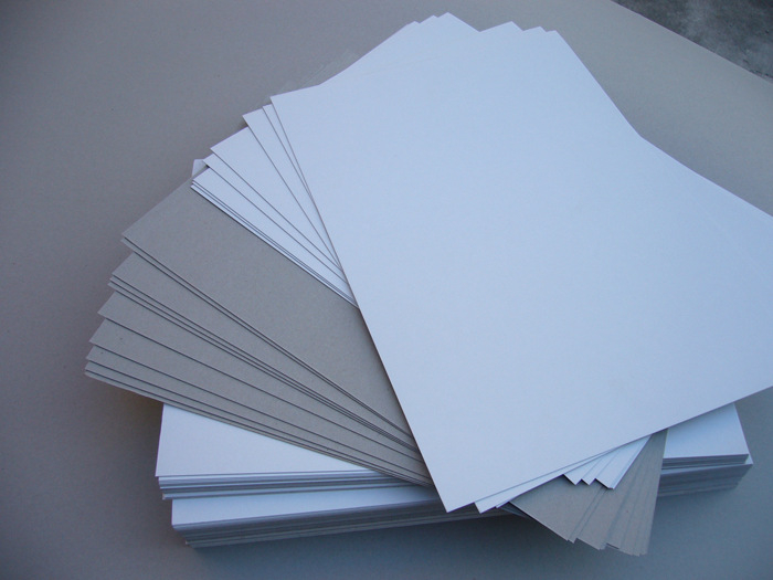 东莞灰板纸厂家带你一起了解白板纸的构造